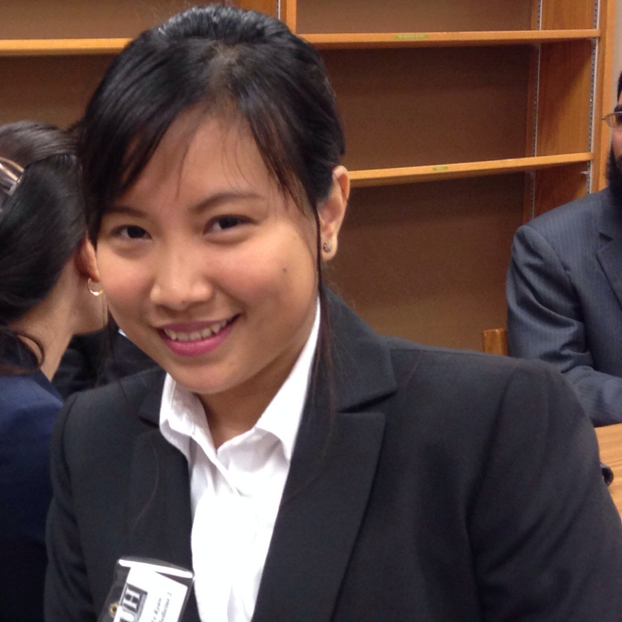 charm_oo's profile picture. 