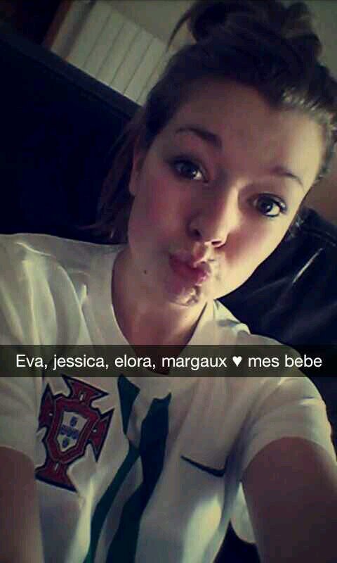 LaPortugaisee93's profile picture. #team jalouse #team possesif #team amoureuse #team crevette ♥♥