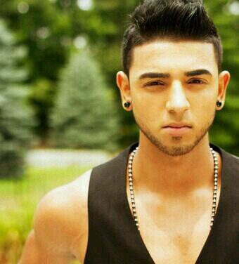 SyedImranKhan4's profile picture. Imran,20,kayhell ★