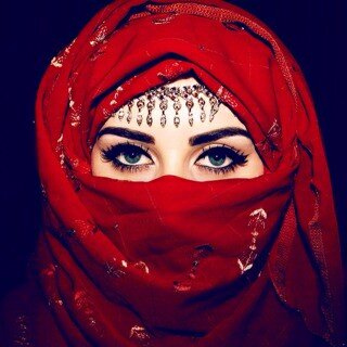 Wasaif300's profile picture. آمي هي نعيمي في دنياي وُنكهتي وُلذتي هي كل الجمال بعيني .