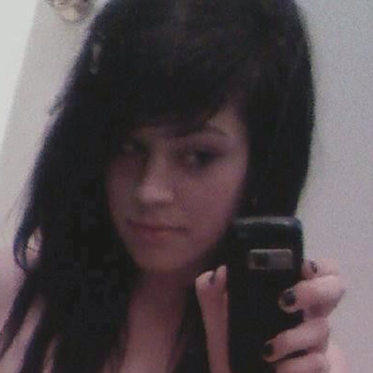 ChristinaRodg18's profile picture. I'm lesbian 19 and if I like you we go Kik: Griffen21