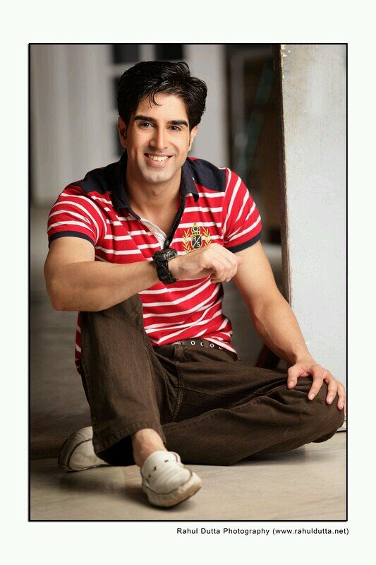 #INDIAN 🇮🇳 Boy next door 🙇 #ACTOR, #MODEL by Profession 😊 #love #respect #gratitude J SHIVOHAM 🙏
