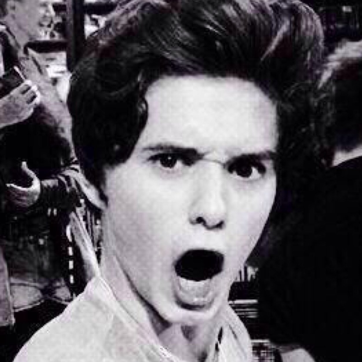 x the vamps x