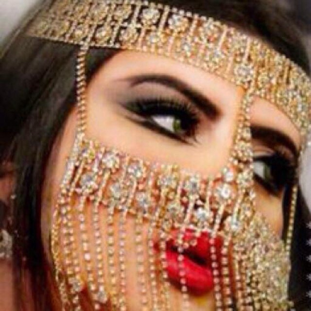 ﻣن أهداني إهتِمامهہ وقلبهہ♡ لن أتخلى ﻋنهُہ , ﻣا دمتُ ؛ #آتنفسس ..♡