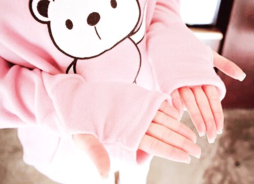 I'm Alice, I love Korean fashion, I'm EXOtic and Directioner forever. ❤️