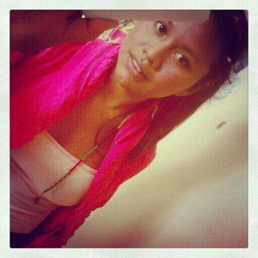 Ponte una flor en el pelo y sé feliz  :3  ~Whatsapp 3134481434~ Instagram  Nellydhitha~ ♥  Colombia  ♥