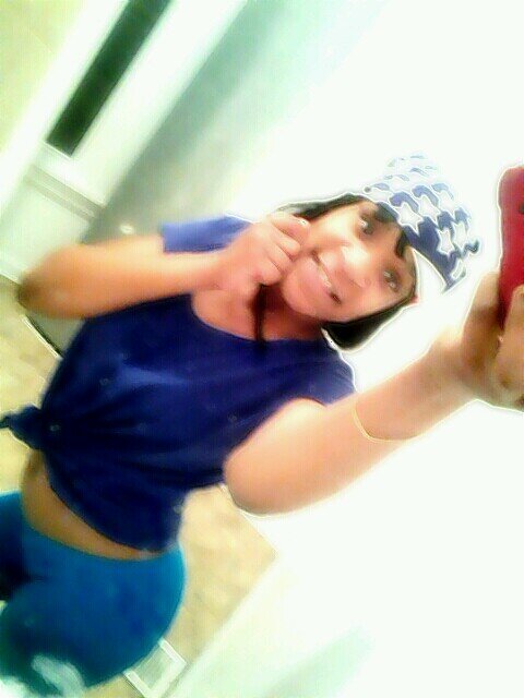 follow me n ill follow backkk!!♥♡