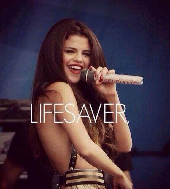 voten por selena en los KCA VOTESELENA