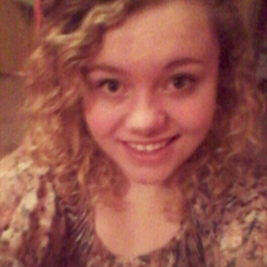 GracieHolt8's profile picture. Hey guys I wasnt really active befor but now im gonna start tweeting alot more so please follow I cant follow anyone but im gonna try fixxing that :)