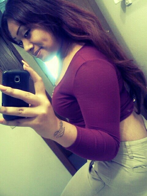#island made,#tropical beauty,#hollern suwoo ! twist my ass on you bitches.pop my pussy wen i walk #its SAVAGE bby #Trill Fam