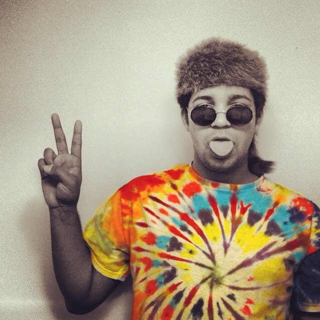 GOD OVER EVERYTHING. ATLIEN TRAP NIGGA HIPPY WHO LOVES LIFE AND DRUGS | IG: trapjew