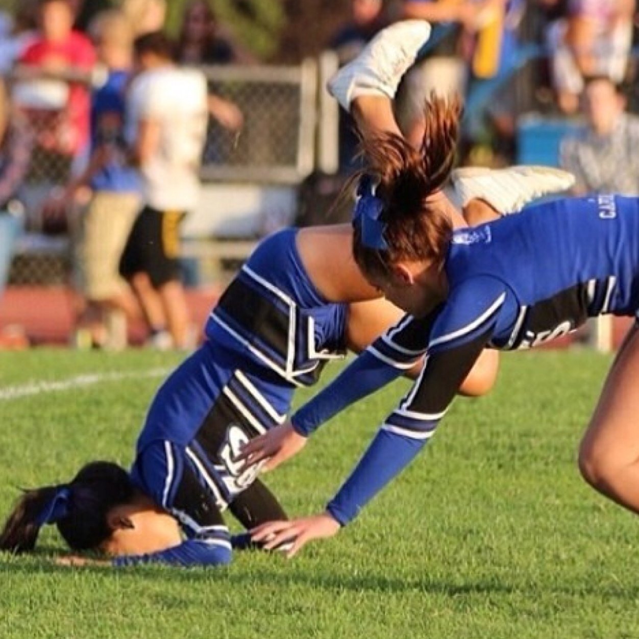 Top 99+ Pictures Perfectly Timed Photos Of Cheerleaders Latest