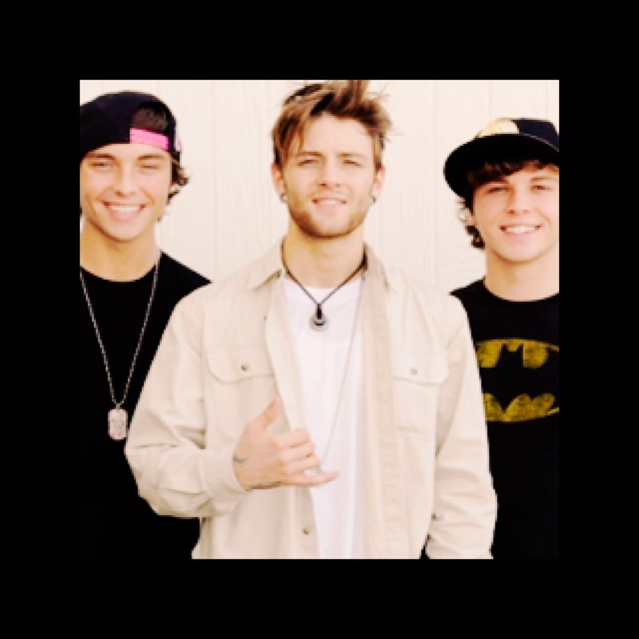 choosing and posting the hot girls of the emblem3 fandom, if you are choosen then your obviously hot lol, xoxo