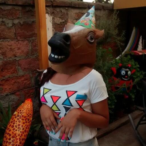 Annyasdf's profile picture. 