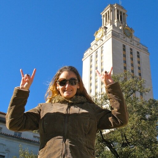 Mom, wife, professional counselor, Texan, libertarian, animal lover, and pit bull advocate 🐶