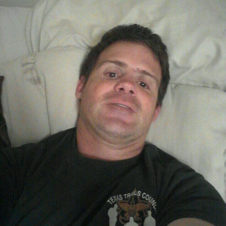 2c4c93fbdb3c4f0's profile picture. 