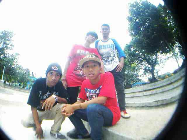 PionOfKingdomHC's profile picture. This Is BEATDOWN HARDCORE  est 2014 @Dimaztwiit (Vocal) @SonPHCF (Bass) @JohnHC1 (Guitar) @Ritritfarit (Drum)