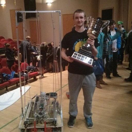 Nicolas_Lamon's profile picture. Parlez moi de musique, Jaime ca !!!                  http://t.co/bX4fpkh7tW