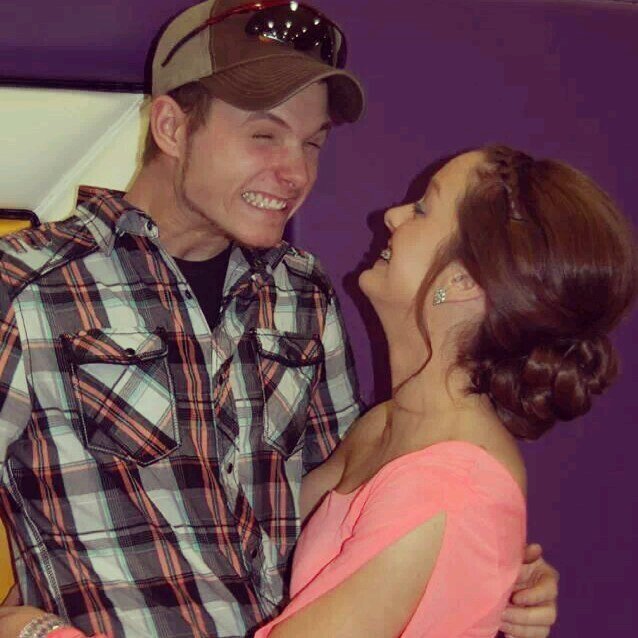 Whitneylynn97's profile picture. ♡ 11-27-13 ♡