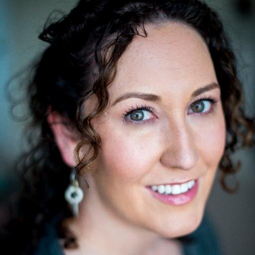 A Marketing person w/a passion and enthusiasm for the digital world. Choose to evolve or choose irrelevance.  Mom of 2 girls ❤️tormented Bills & Sabres fan