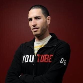 jfrumar's profile picture. Product designer and frontend engineer (ex Google), part of the Coda.io team.