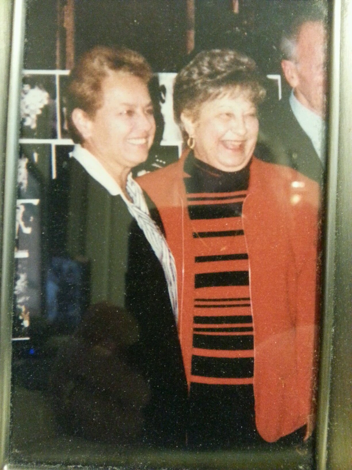 DebbieDoesPoker's profile picture. 