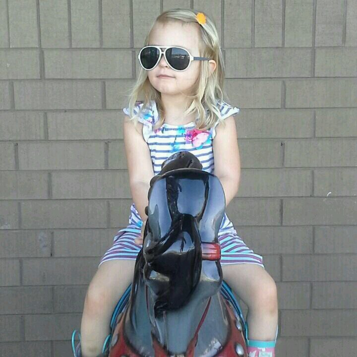 Christi79385332's profile picture. 