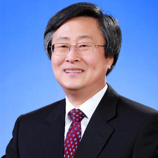 남양주시 YMCA  이사장, 퇴계원산대놀이 보존회장, 다산포럼 상임대표, 경기도당 학교폭력 대책위원장, 남양주시 아버지합창단 단장