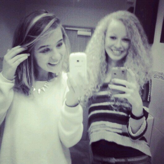 JUSTINBIEBER-ghc-JUSTINBIEBER-meisje-JUSTINBIEBER-bestdinn' @jacint1999 ♡ ^+11'06'2013^rip best grandpa♡♥♡♥♡♥+^