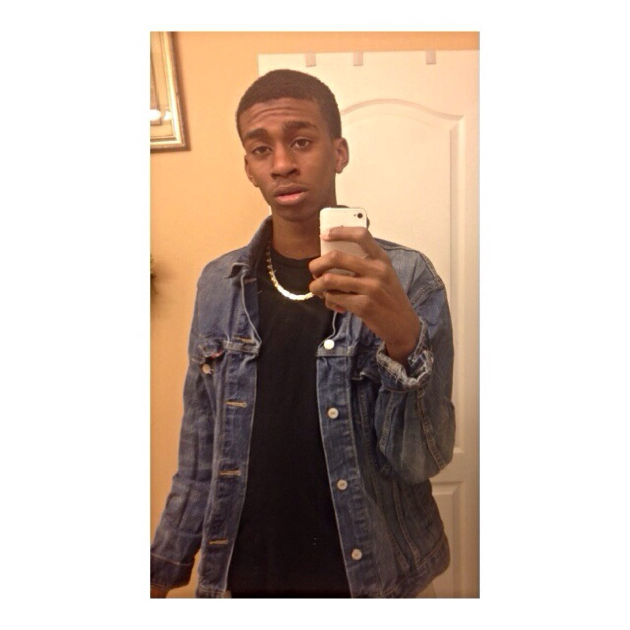IG / nickdub0is_ & kik / ayedubois_ .