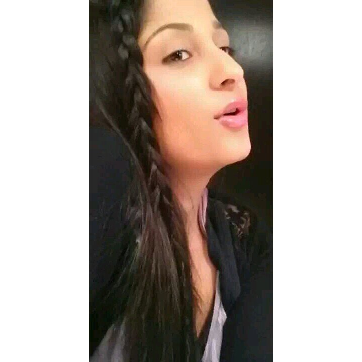 __TiaB__'s profile picture. 