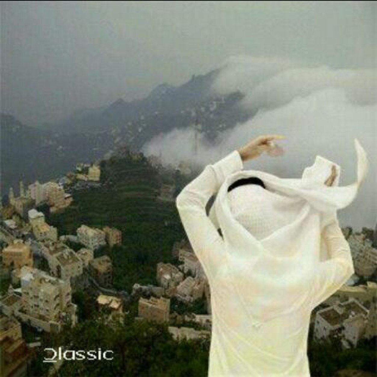 ‏‏لك الحريه في اختيار ماتريد الرحيل او البقاء 
فإن قلبي قد اكتفى من ترهات الحياه