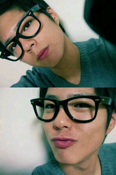 BOGUMMY_B's profile picture. [93.06.16] 연기자 박보검군의 '봇'입니다. 실제 박보검군 계정 ( @BOGUMMY ) / 중복 봇 안받습니다. / 2012.4.4~