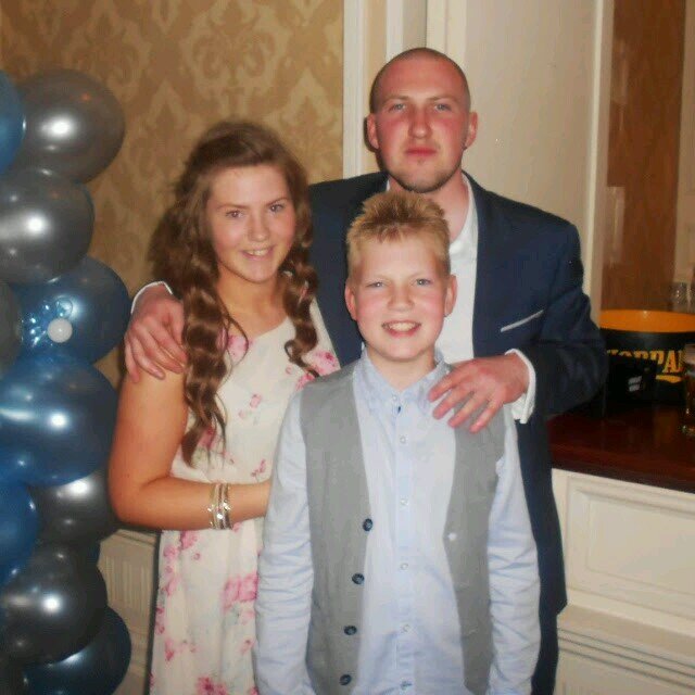KnowdDarren's profile picture. 