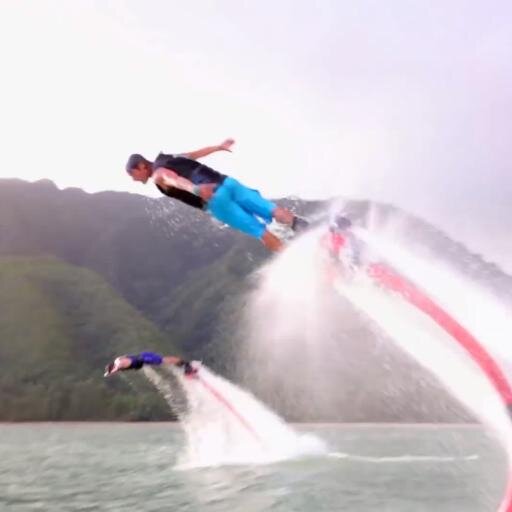 FlyBoard en Cullera. El nuevo y revolucionario deporte ya está aquí. Siente la sensación de volar con nosotros. info@flyboardcullera.es