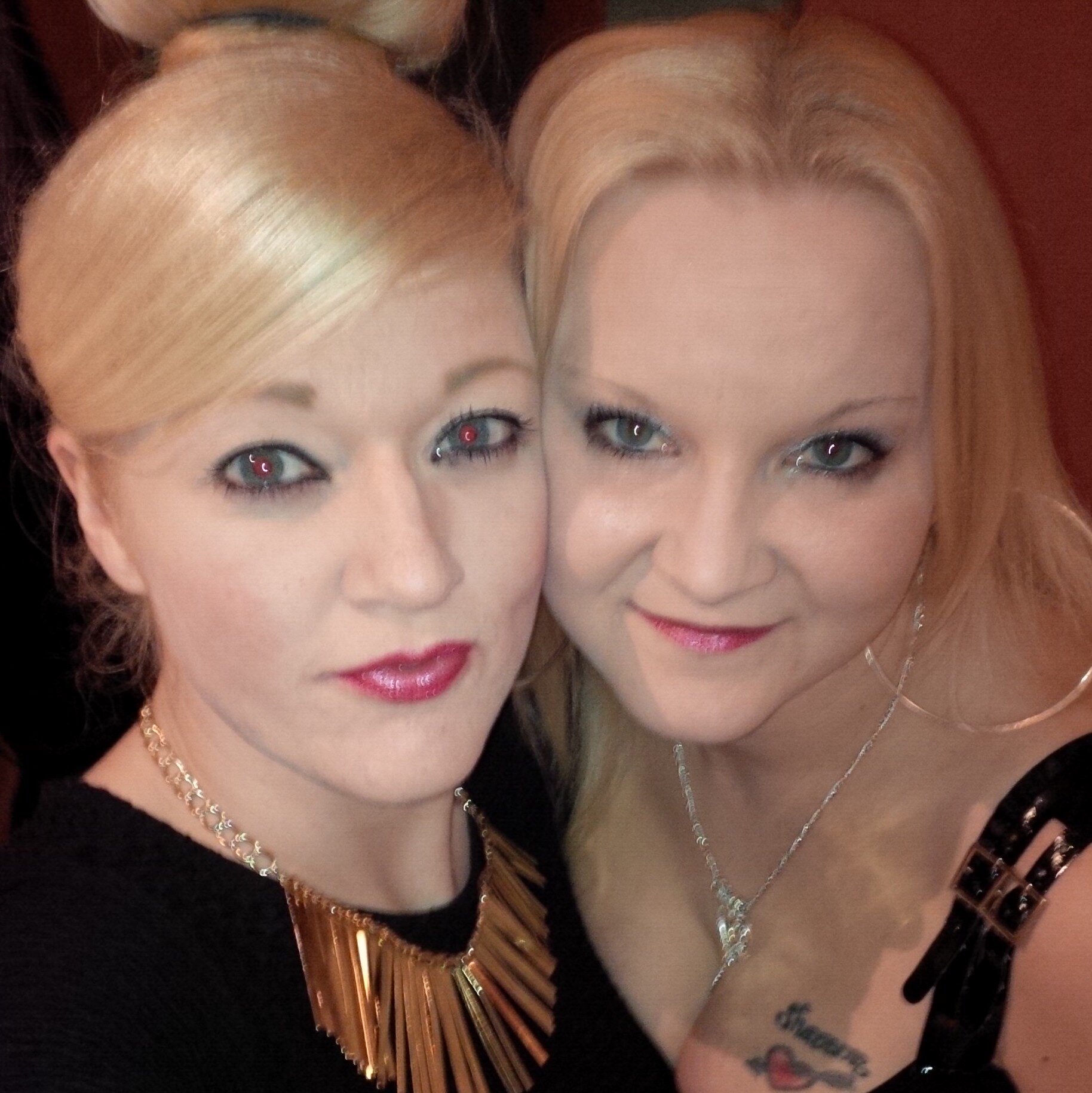 got 2 gawjuss lil angels and studying at uni :)