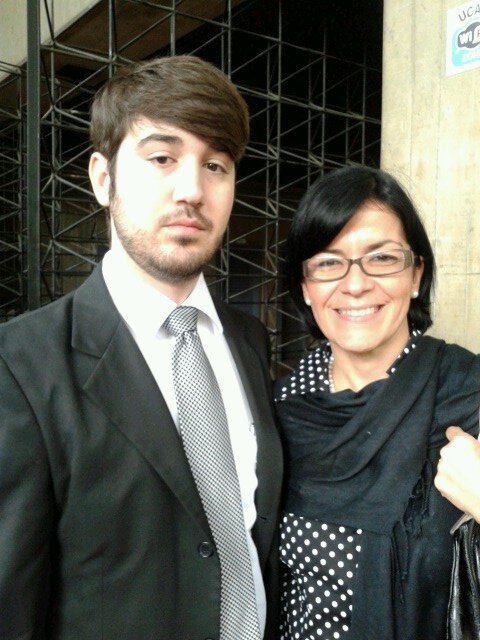 Psicólogo con 20 años de experiencia en el manejo de la Gestión Humana. Entusiasta, luchadora y amante de la lectura y el chocolate.