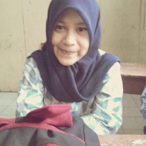 dhinilhiani's profile picture. aku sangat bersyukur mendapatkan seorang pria seperti mu :) zefrii abdul racman :* 3