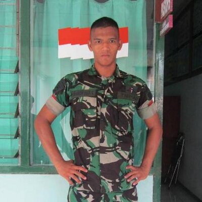BangSinatrya's profile image