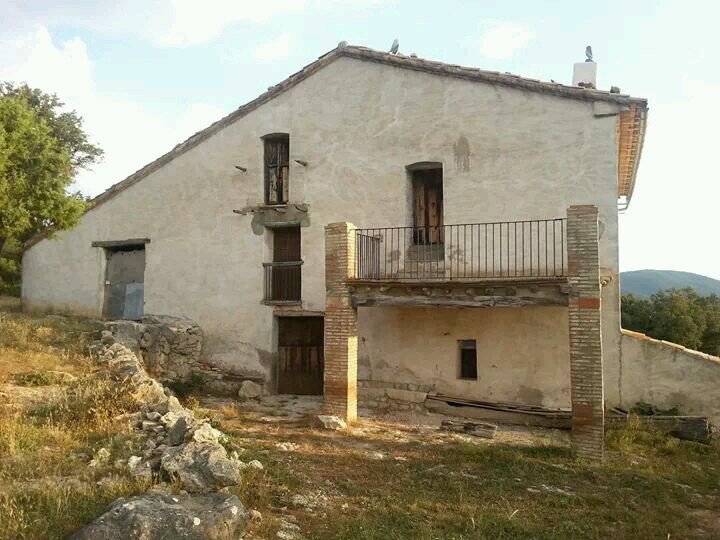 Una de València que li agrada la pedra en sec.