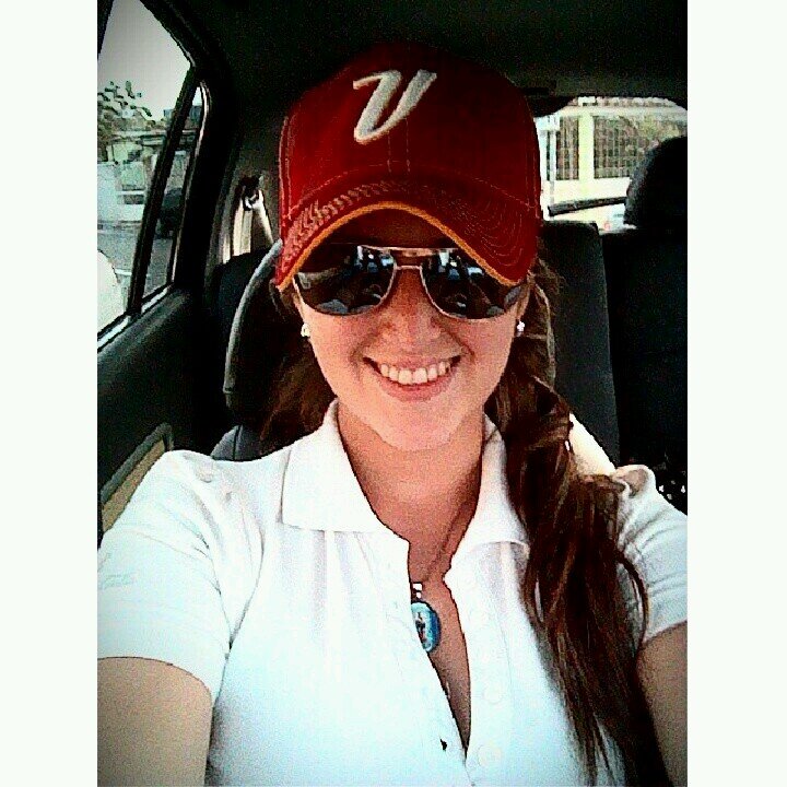 fquiroz27's profile picture. 