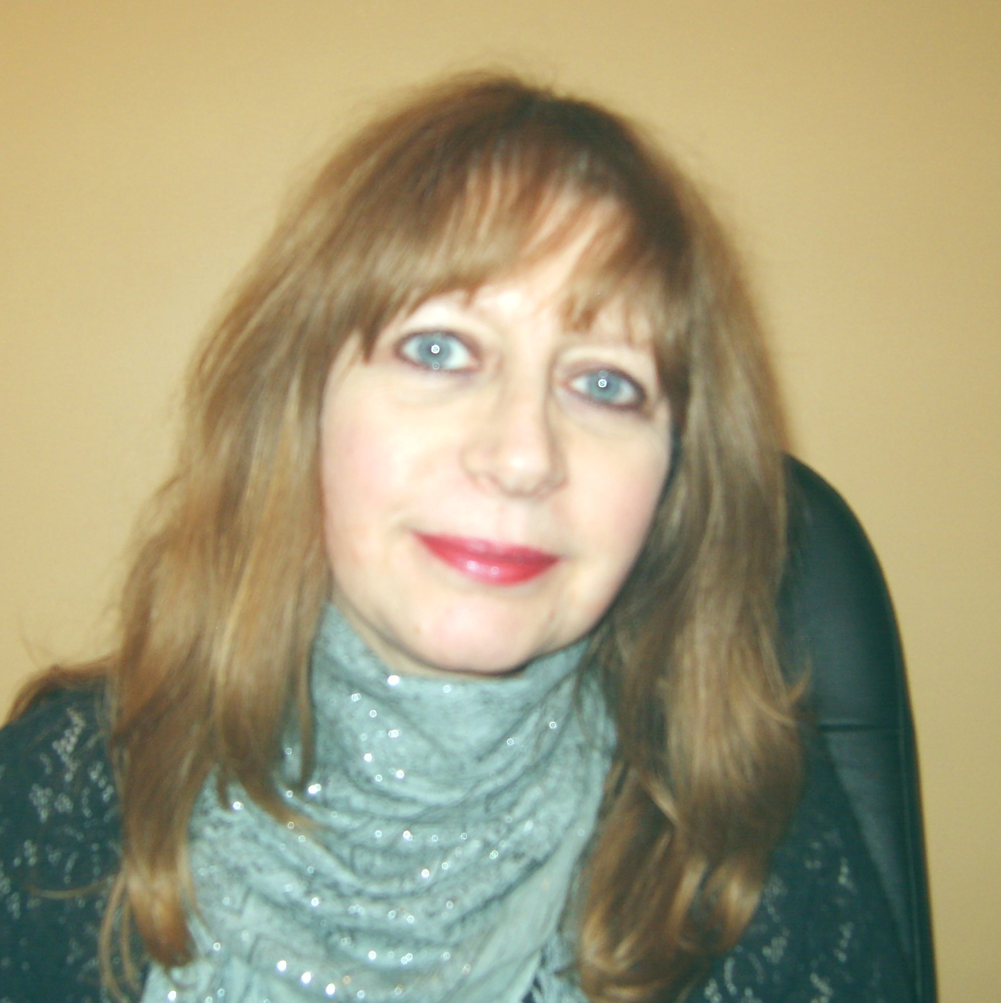 YvesPotter1's profile picture. Freelance author, poet, & musician. Loves change. Rescues animals. Likes chocolate. Member of Society of Authors. Excited by fresh ideas & deadlines.