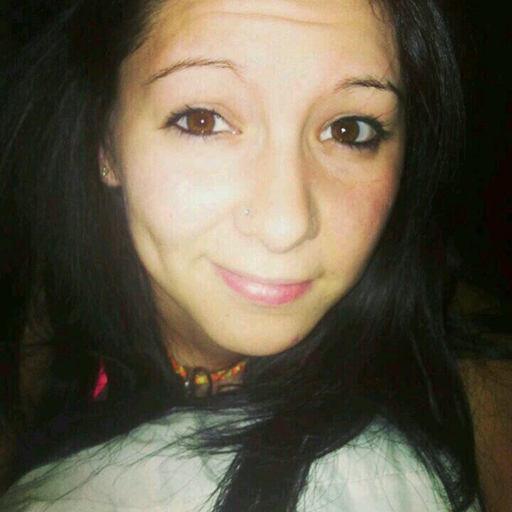 nichole_becca's profile picture. 