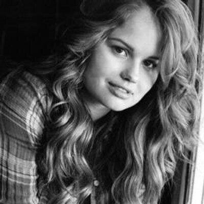 A sua maior e melhor fonte sobre Debby Ryan no Brasil!
https://t.co/pS77Xsew2N