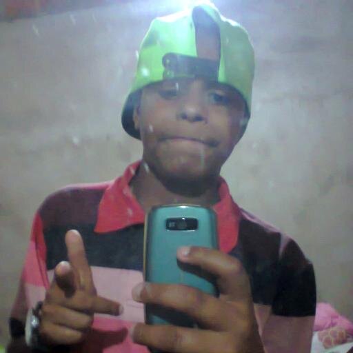 luizfer74439966's profile picture. 