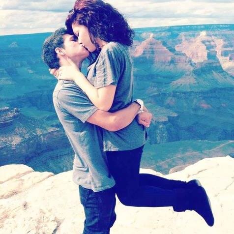 Envoyez nous vos photos de couples ici beauxcouples@outlook.com