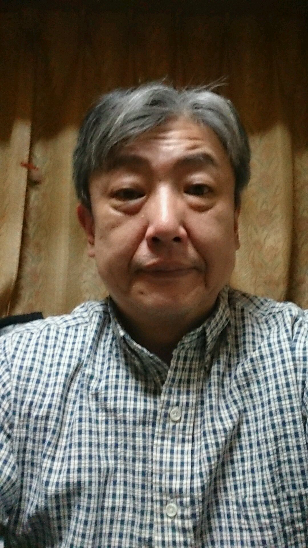 ツイッターは初めてなのでよくわかりません、皆さんのを参考にしてp(^-^)qます、趣味は映画鑑賞.プラモデル.ラジコン、スキー.写真です。