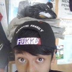 mung sayang muhammad ilyas *gepenk* ora seng laen :* pokoe sayang banget :*