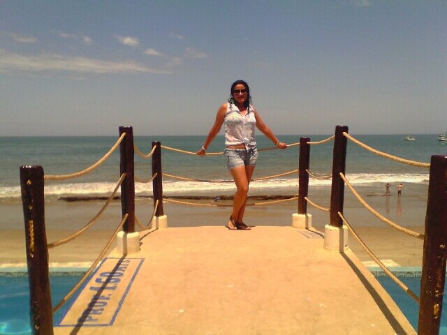 dimoru's profile picture. 