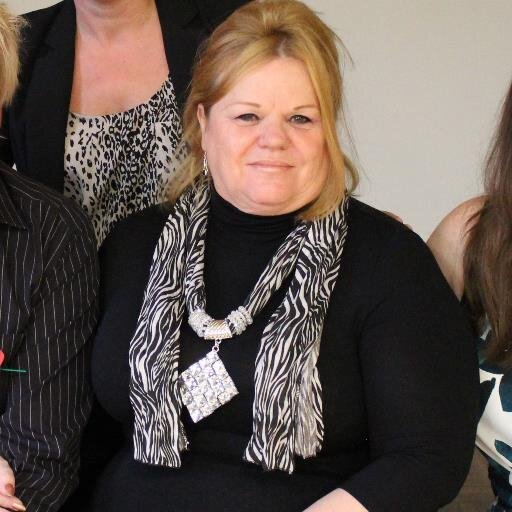 megandovey's profile picture. sorry guys had to set up new account, so I'm just me on here.